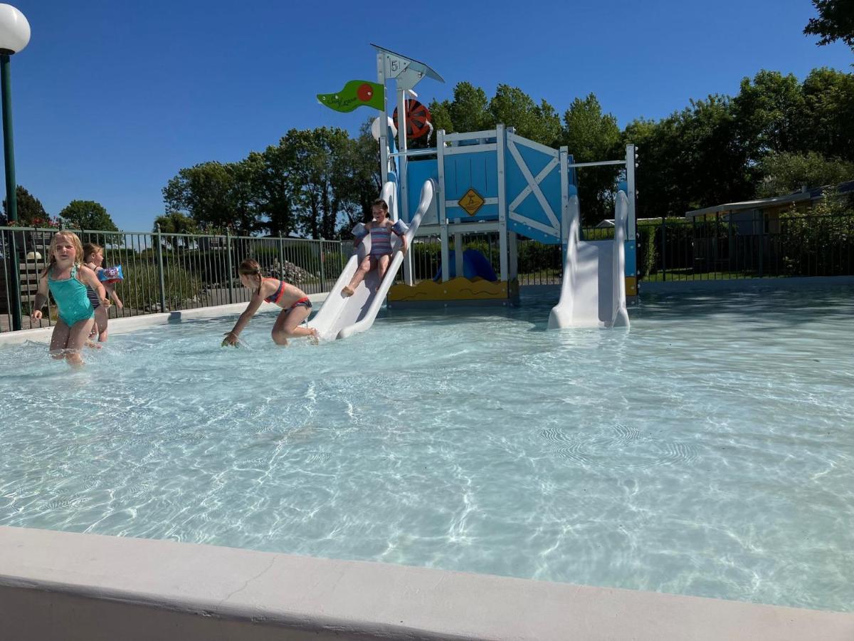 Camping Haipenee Saint Quentin en Tourmont Bagian luar foto